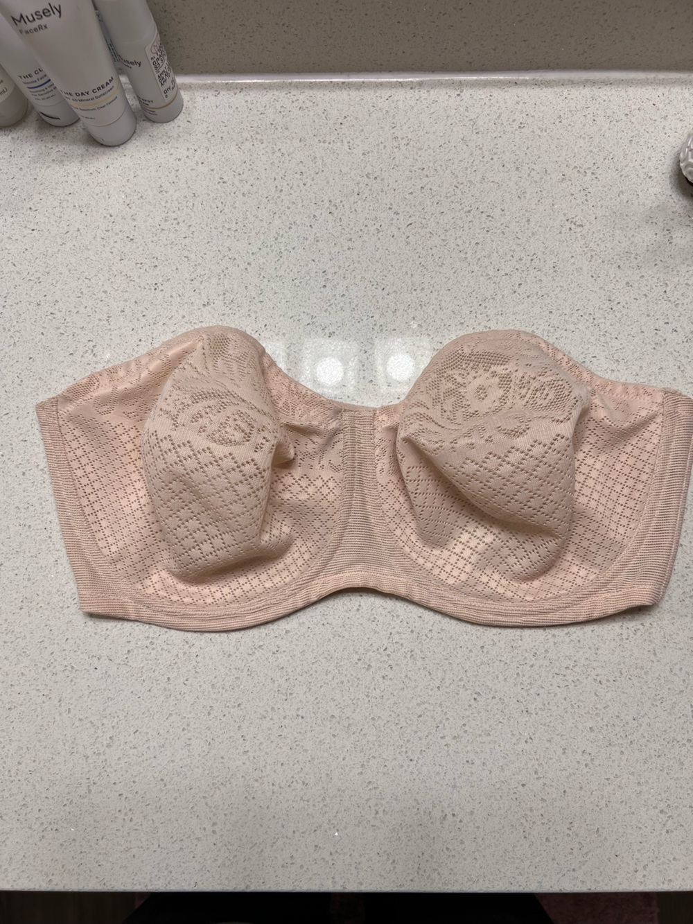 NWOT Wacoal Visual Effects Strapless Bra